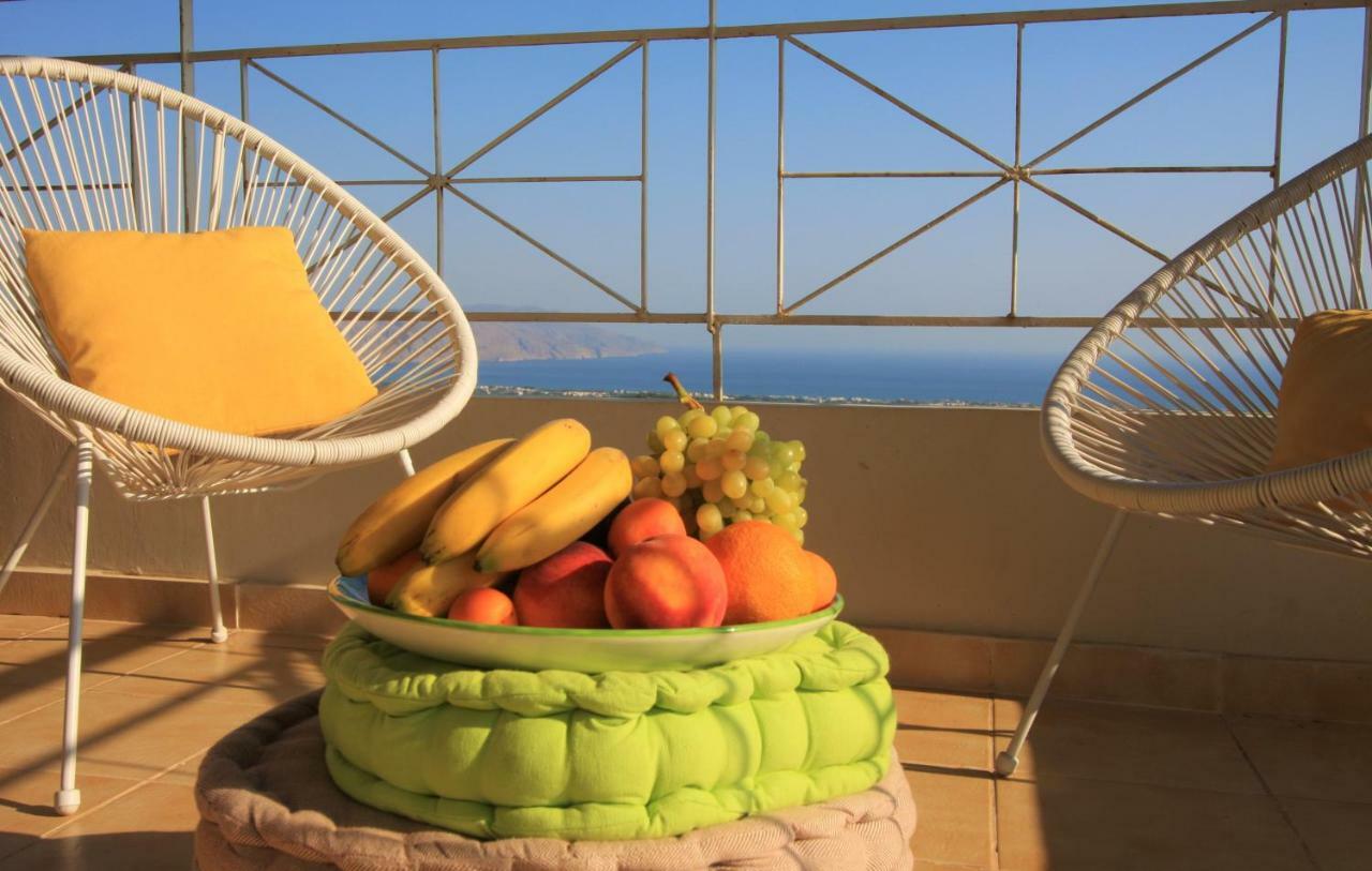 360 Panorama House - Gazing At Horizon And The Stars Of The Galaxy In The Night - Fresh Cool Breeze Most Of The Time - Just 7 Min From The Beach Kournás Exterior photo
